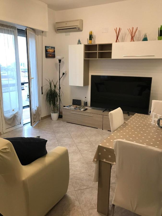 サヴォーナCasa Di Riccardoアパートメント エクステリア 写真